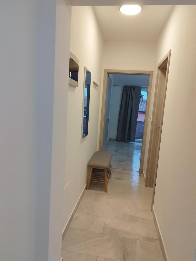 Tonis Appartement Buje Buitenkant foto